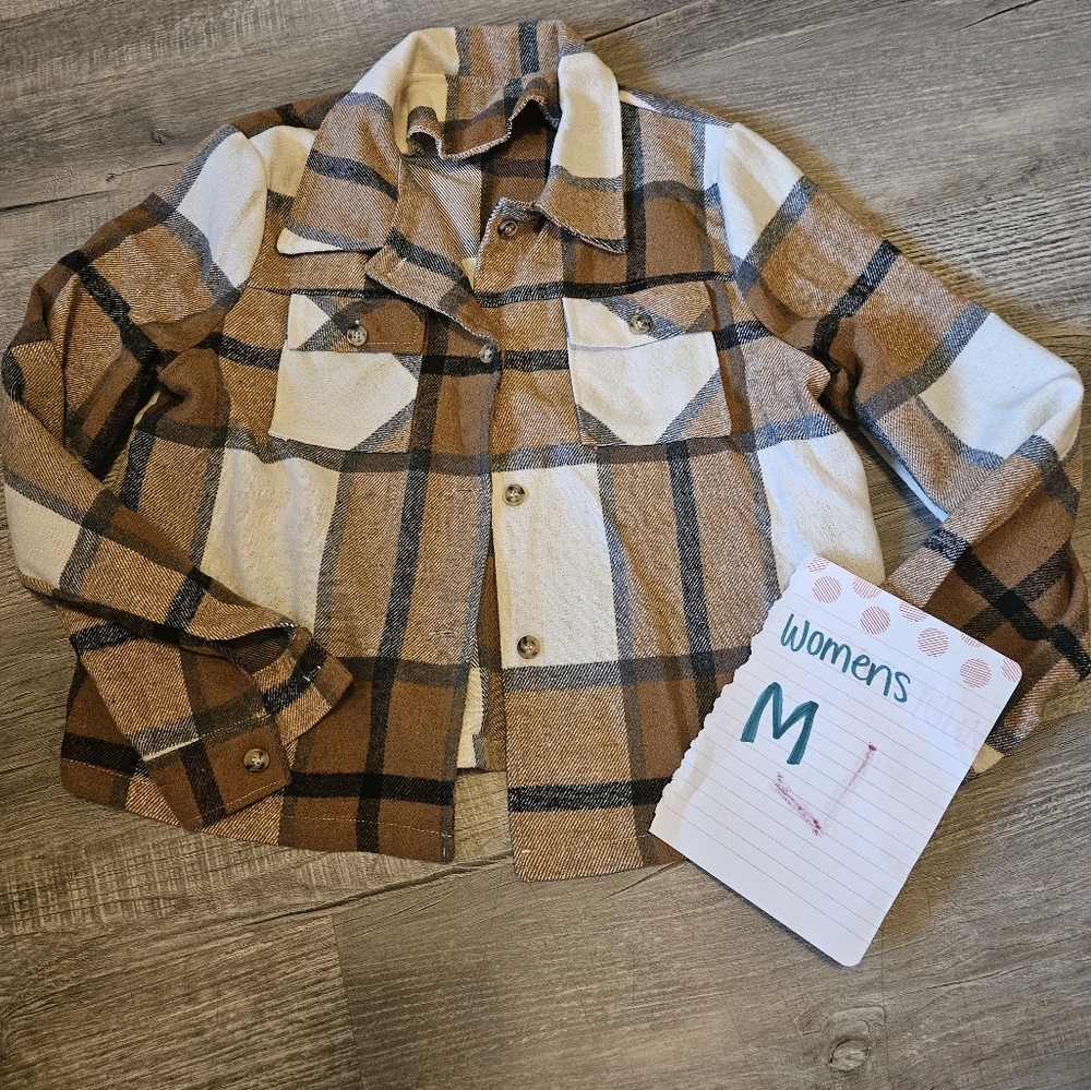 Crop flannel top